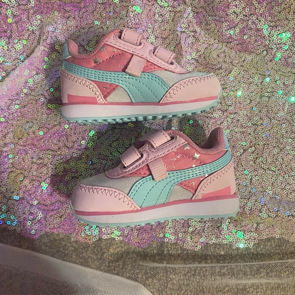 Puma - Picture 4 of 5